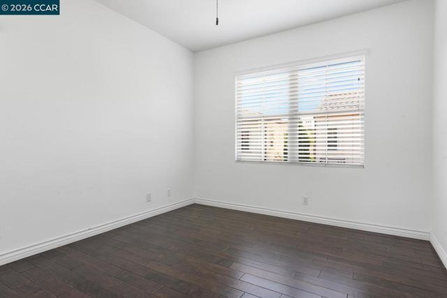 217 Mantle, Irvine, CA 92618
