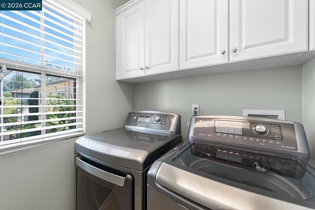 217 Mantle, Irvine, CA 92618