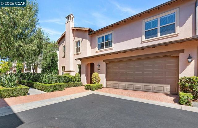 217 Mantle, Irvine, CA 92618