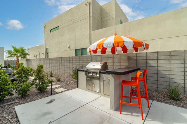 460 Palladium Boulevard, Palm Springs, CA 92262