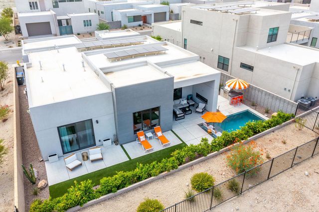 460 Palladium Boulevard, Palm Springs, CA 92262