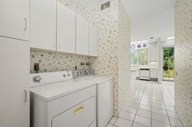 3 Pondview W, Purchase, NY 10577