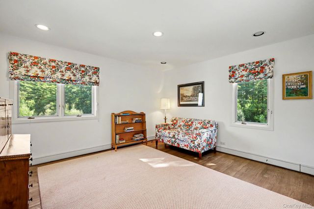 3 Pondview W, Purchase, NY 10577