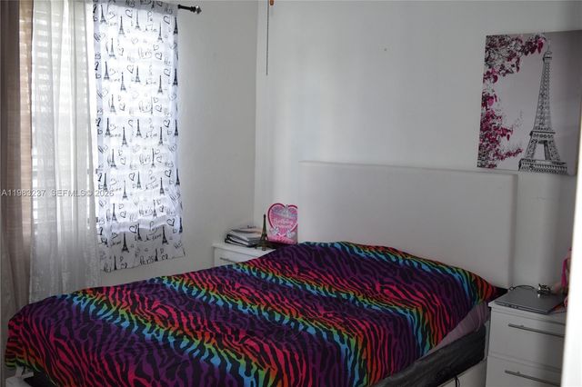 1335 W 68th Street 106, Hialeah, FL 33014