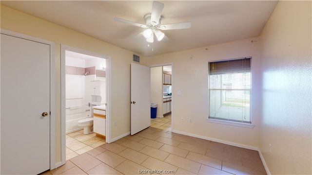 529 Southwest Parkway 102 Room C, College Station, TX 77840