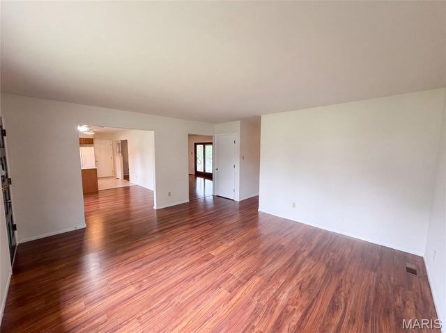 1621 Christy Drive, St Charles, MO 63303