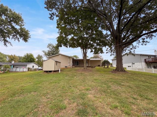 1621 Christy Drive, St Charles, MO 63303