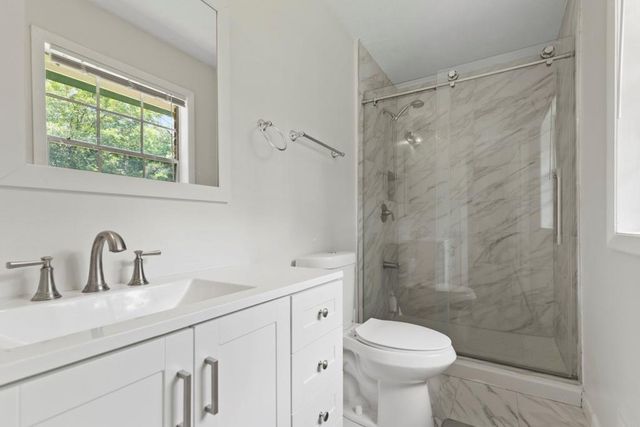 1492 Tanglewood NW Way, Conyers, GA 30012