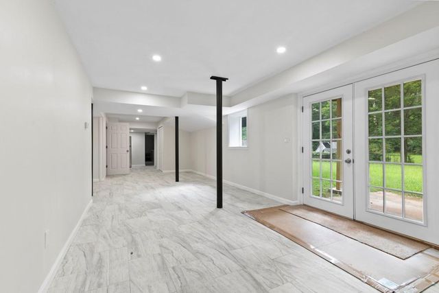 1492 Tanglewood NW Way, Conyers, GA 30012