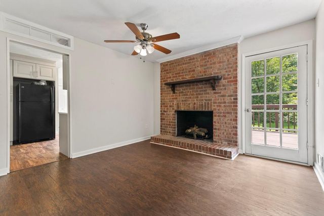 1492 Tanglewood NW Way, Conyers, GA 30012