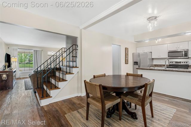 13031 Lockmoor Drive, Grand Blanc, MI 48439