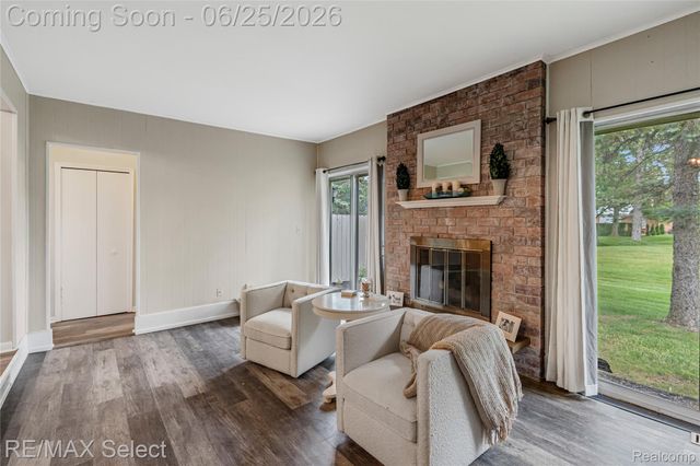 13031 Lockmoor Drive, Grand Blanc, MI 48439
