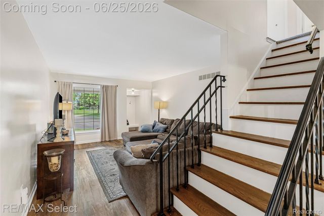 13031 Lockmoor Drive, Grand Blanc, MI 48439