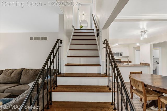 13031 Lockmoor Drive, Grand Blanc, MI 48439