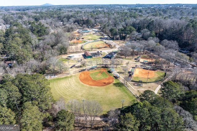 2413 Charleston Oaks Lane, Decatur, GA 30030