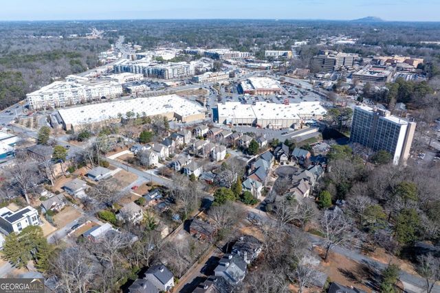 2413 Charleston Oaks Lane, Decatur, GA 30030