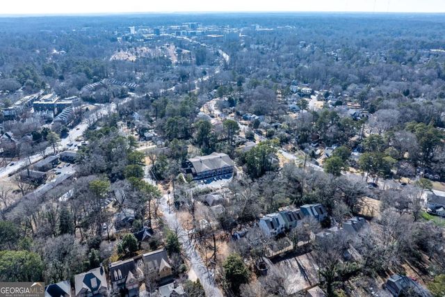 2413 Charleston Oaks Lane, Decatur, GA 30030