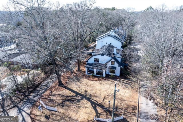 2413 Charleston Oaks Lane, Decatur, GA 30030