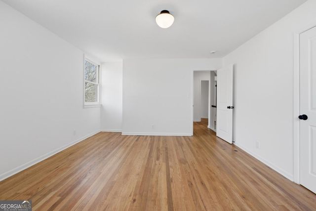 2413 Charleston Oaks Lane, Decatur, GA 30030