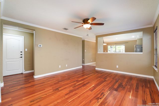 631 Sanderling, San Antonio, TX 78245