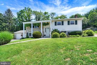 2160 BLENHEIM CT, York, PA 17403