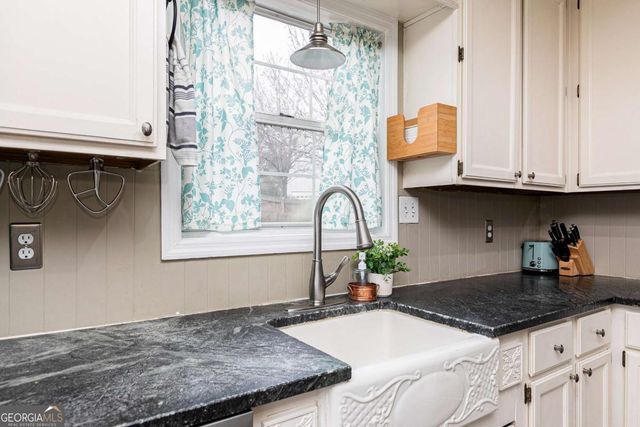 3998 Verbena Drive NW, Kennesaw, GA 30144