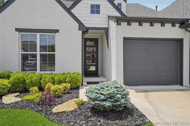 13838 S 21st Street E, Bixby, OK 74008