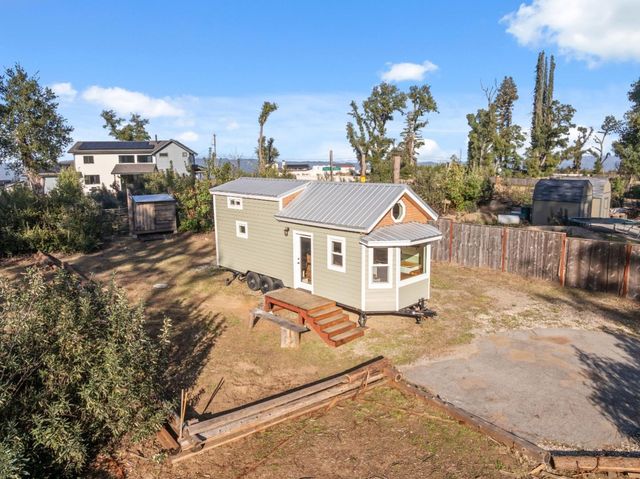 15 Braemoor Drive, Santa Cruz, CA 95060