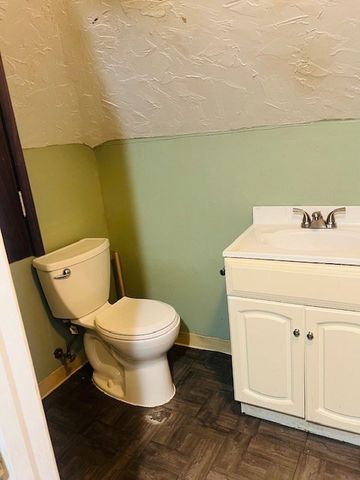 316 Sutton Street 2, North Andover, MA 01845