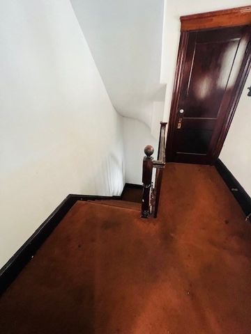 316 Sutton Street 2, North Andover, MA 01845