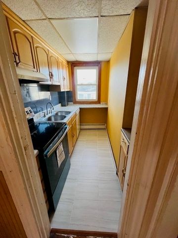 316 Sutton Street 2, North Andover, MA 01845