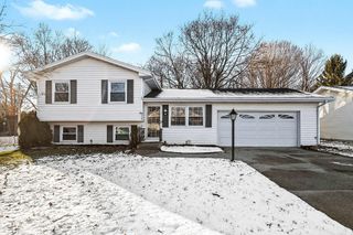 917 N Detroit Street, Buchanan, MI 49107