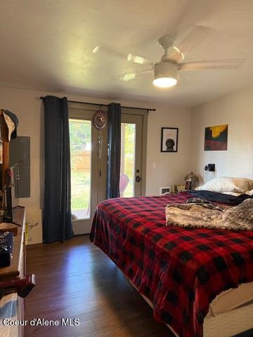 907 Ruth Ave, Sandpoint, ID 83864