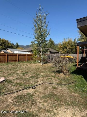 907 Ruth Ave, Sandpoint, ID 83864