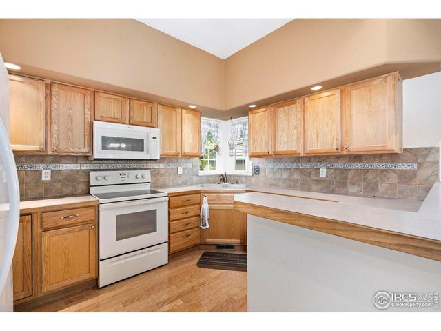 491 Clubhouse Ct, Loveland, CO 80537
