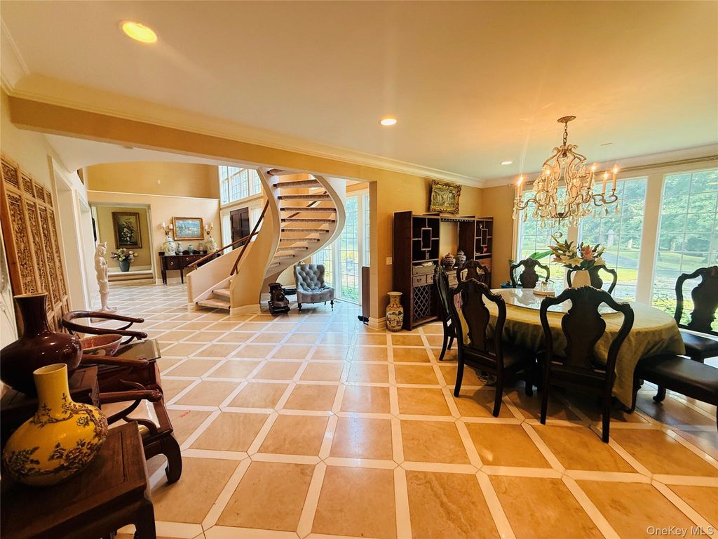 22 Evans Drive, Glen Head, NY 11545 — photo 4