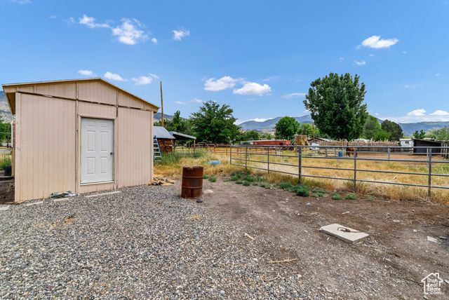 162 E 200 N, Monroe, UT 84754