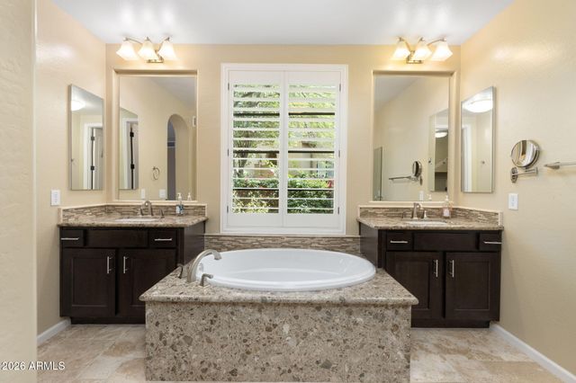 18650 N THOMPSON PEAK Parkway 1006, Scottsdale, AZ 85255