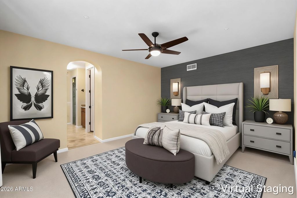Image 15 of property listing at 18650 N THOMPSON PEAK Parkway 1006, Scottsdale, AZ 85255