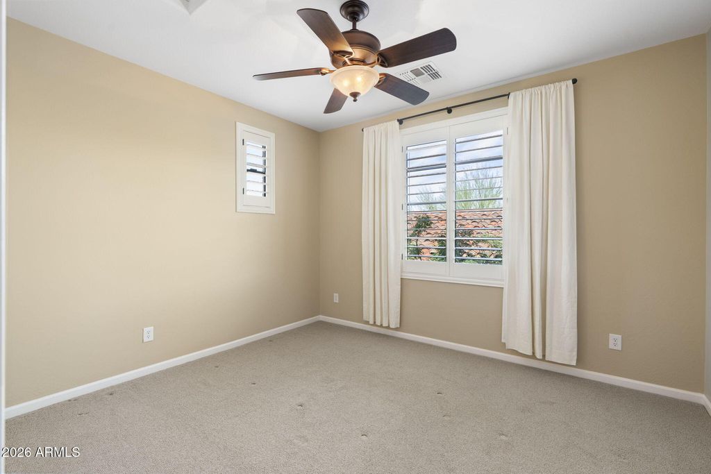 Image 28 of property listing at 18650 N THOMPSON PEAK Parkway 1006, Scottsdale, AZ 85255