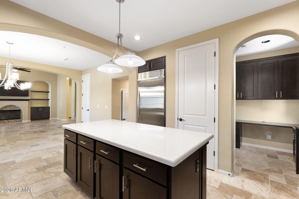Image 5 of property listing at 18650 N THOMPSON PEAK Parkway 1006, Scottsdale, AZ 85255