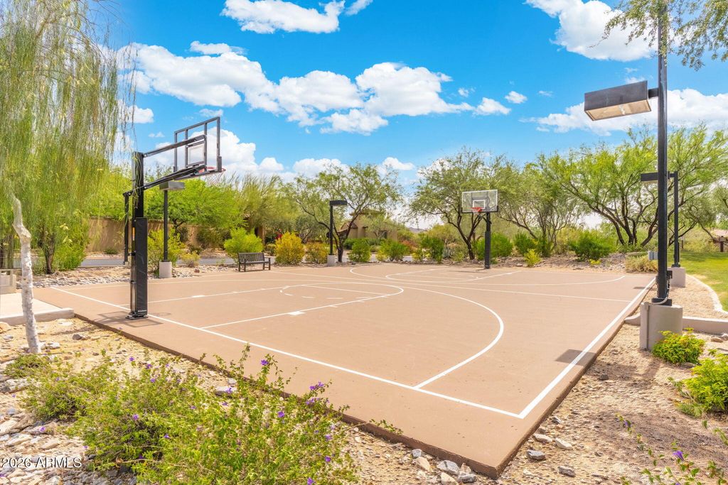 Image 55 of property listing at 18650 N THOMPSON PEAK Parkway 1006, Scottsdale, AZ 85255