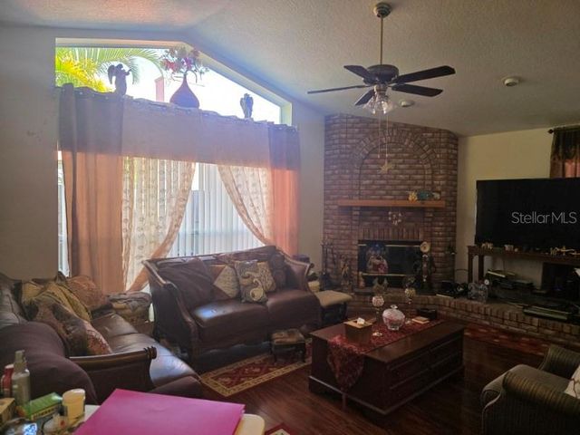 324 WOOD DOVE AVENUE, Tarpon Springs, FL 34689