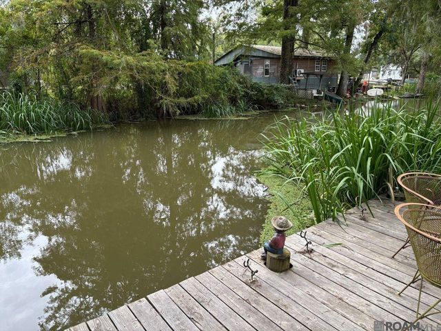 13548 Almas Rd, Maurepas, LA 70449