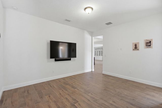 13063 Raymond Drive, Loxahatchee Groves, FL 33470