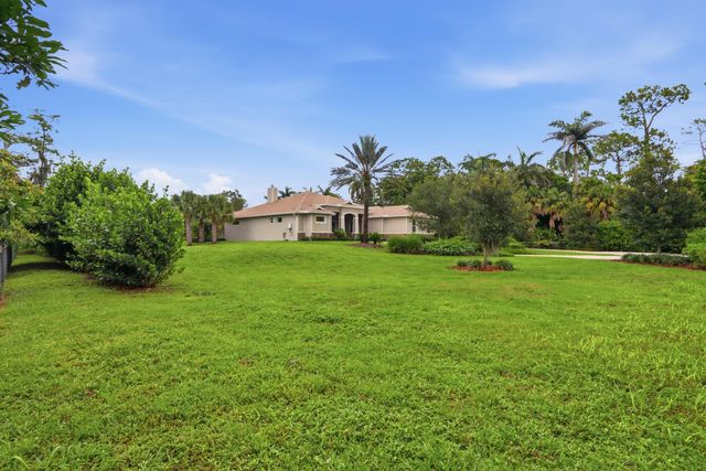 13063 Raymond Drive, Loxahatchee Groves, FL 33470