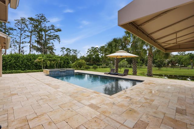13063 Raymond Drive, Loxahatchee Groves, FL 33470