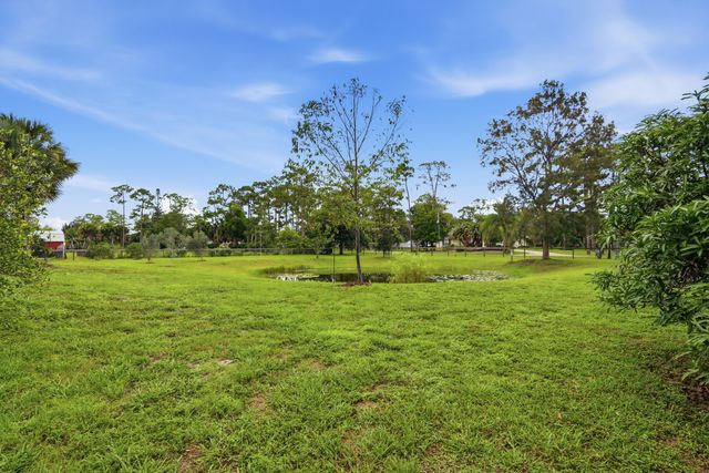 13063 Raymond Drive, Loxahatchee Groves, FL 33470