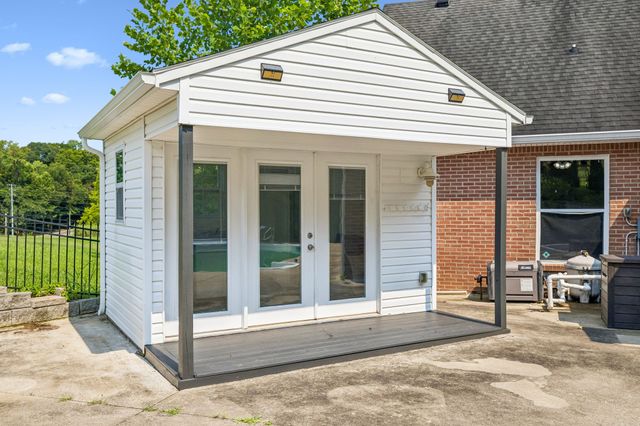 1981 Highway 76, Adams, TN 37010