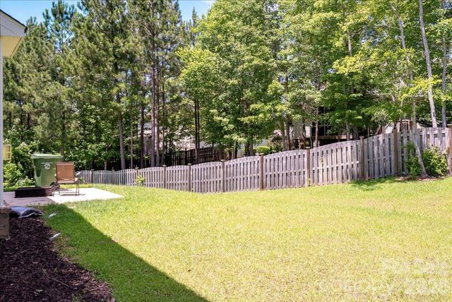 39 Hanging Leaf Court, Blythewood, SC 29016